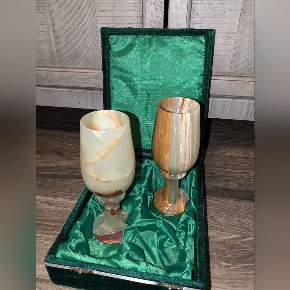 2 Genuine Stone Real Solid Onyx Chalices Cups Heavy in the case 8"T x 2.25" W - Picture 6 of 11